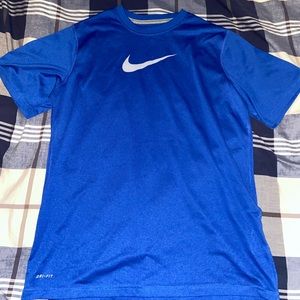 Blue nike dri fit t shirt boys xl